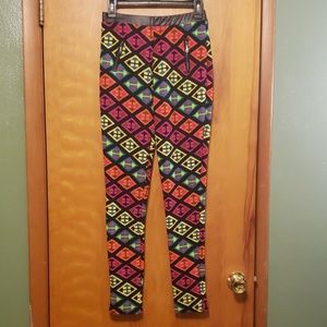 NWTNew Kathy designed Leggings size: OS